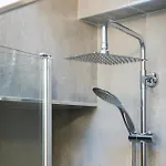 Hostdomus - G10 Турин