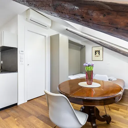 Apartamento Hostdomus - G10 *